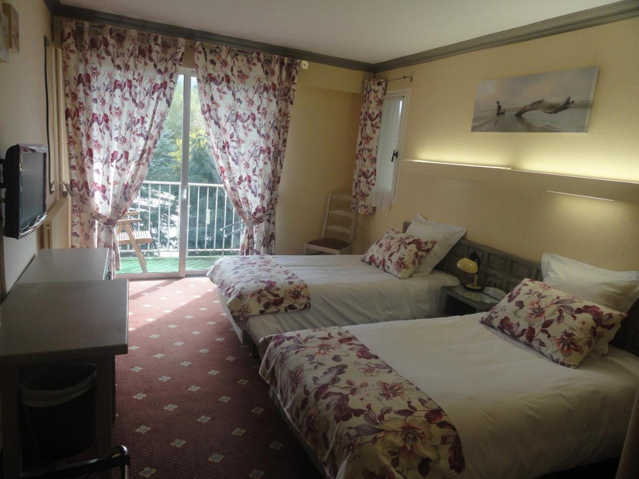 Le Jardin Otel Saillagouse Dış mekan fotoğraf